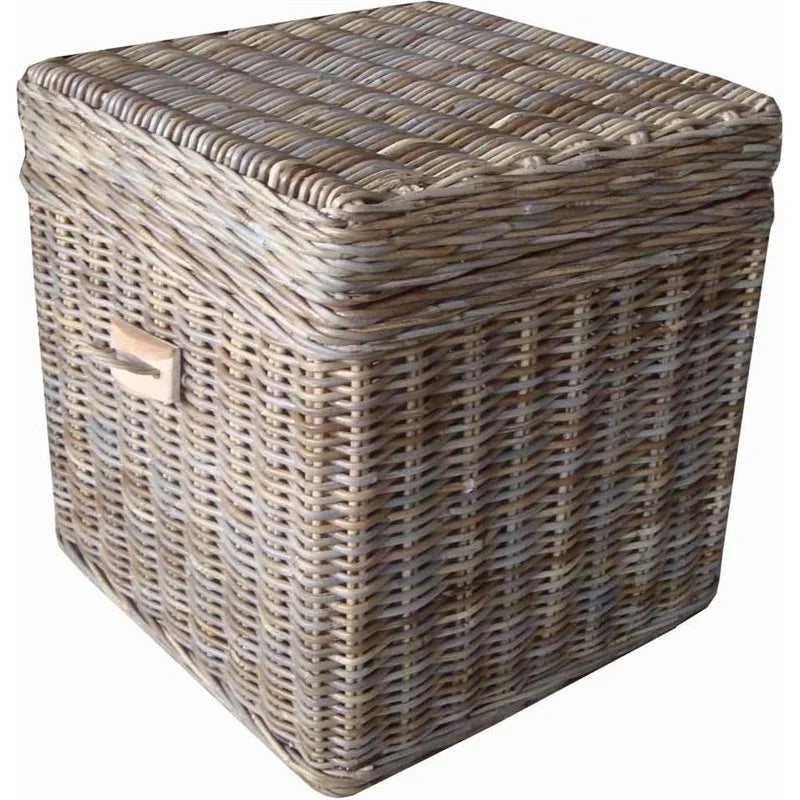 Wicker End Table Trunk K15942