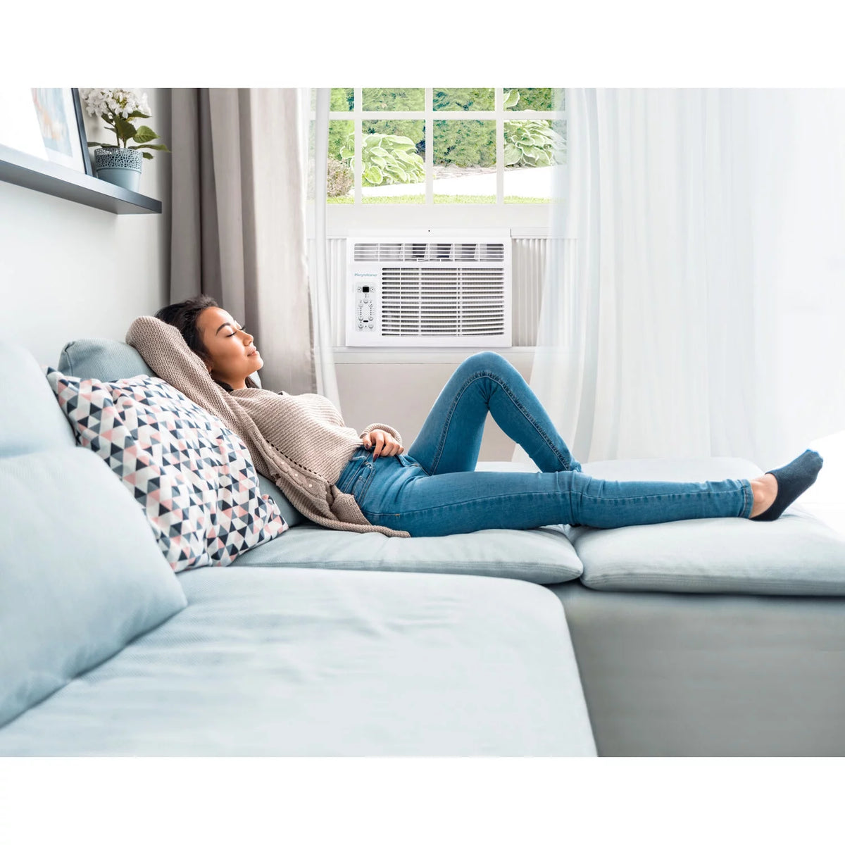 14,500 BTU Window Air Conditioner with Remote Control H4339