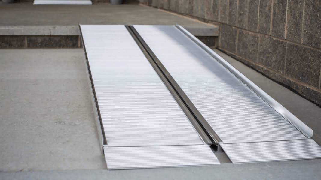 Suitcase Ramp P373