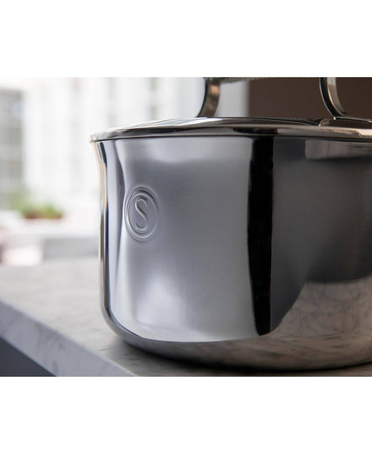 Tri-Ply Stainless Steel Chef's Pan with Lid G8886