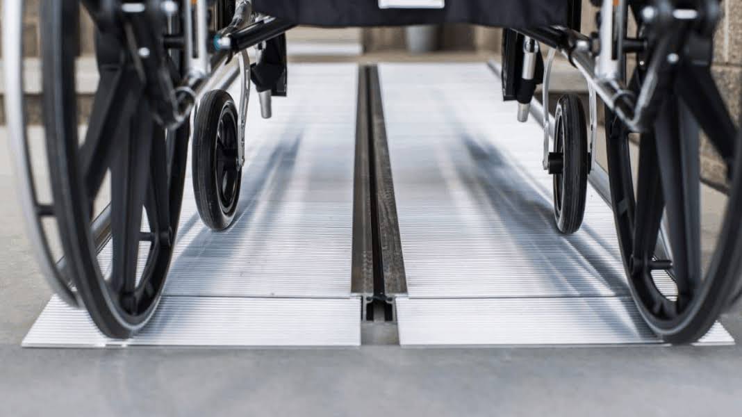 Suitcase Ramp P373