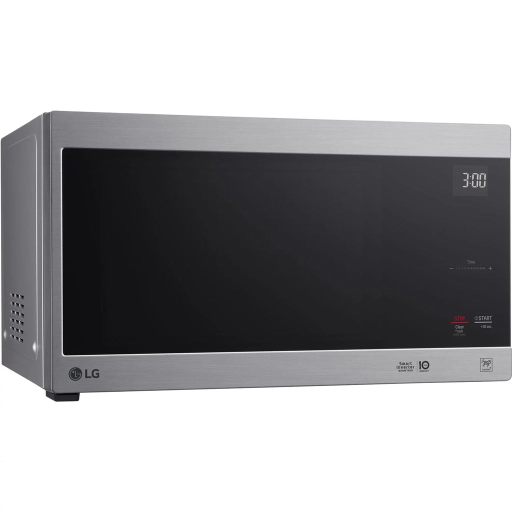 1.5 Cu. Ft. 1200W Countertop Microwave D935
