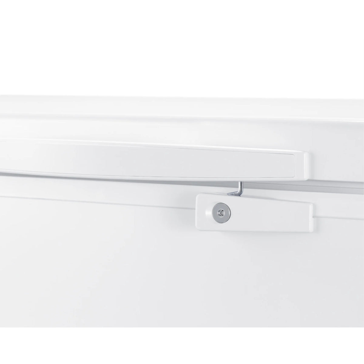 Large Capacity Manual Defrost Chest Freezer with Stainless Steel Corner Guards J94267