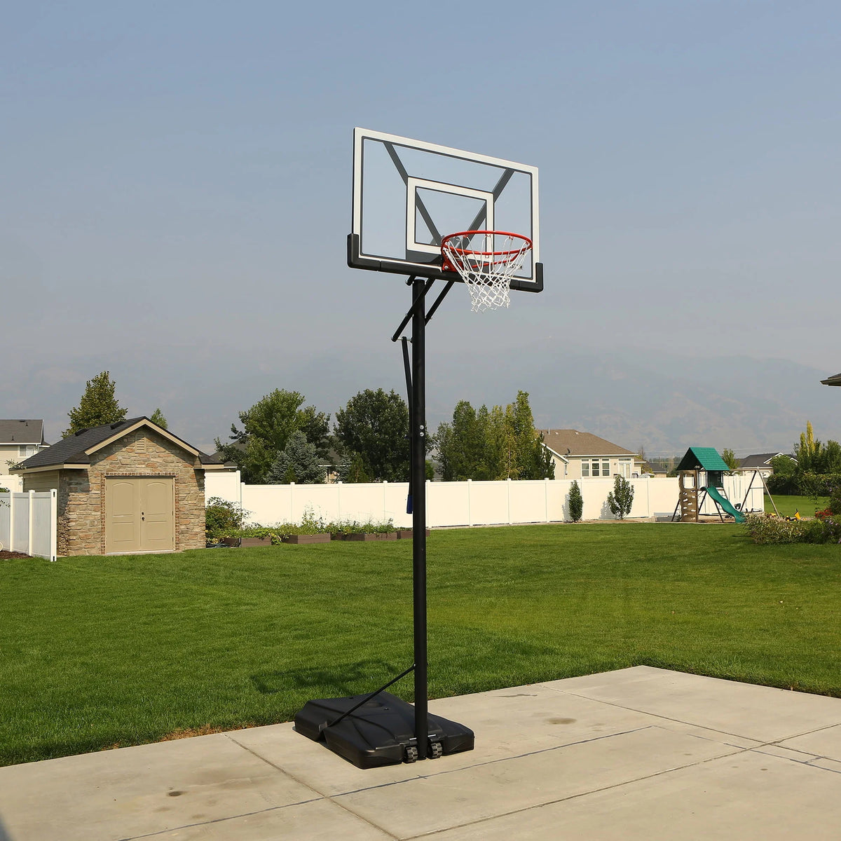 Adjustable Portable Basketball Hoop 48 inch Polycarbonate V21452
