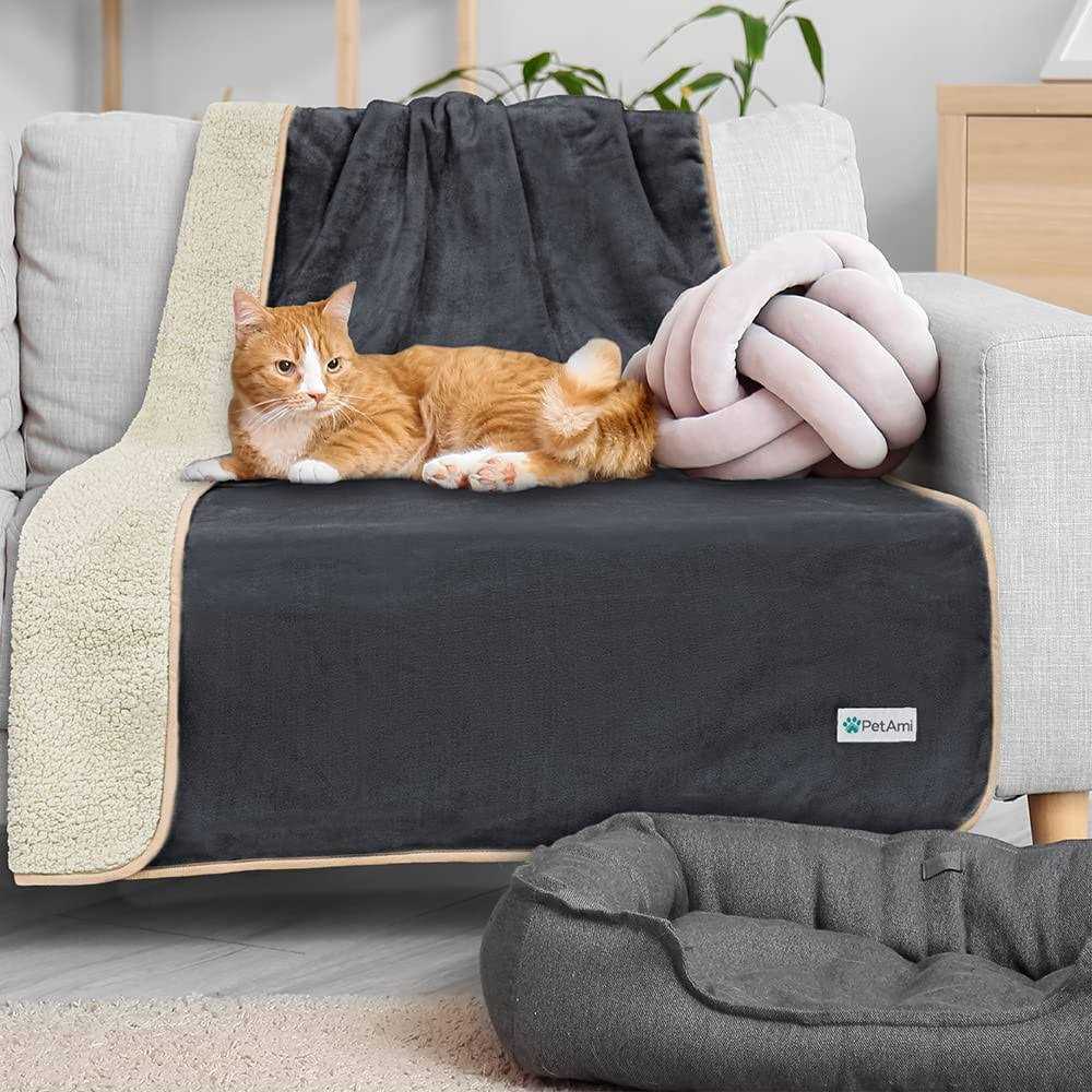 Waterproof Sherpa Fleece Pet Blanket H3503