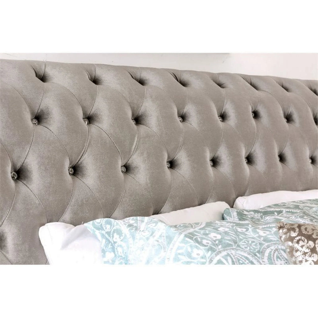 Gray Fabric Queen Sleigh Bed W811